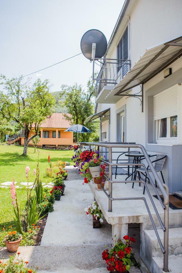 Apartments Heaven เซทินเจ ภายนอก รูปภาพ